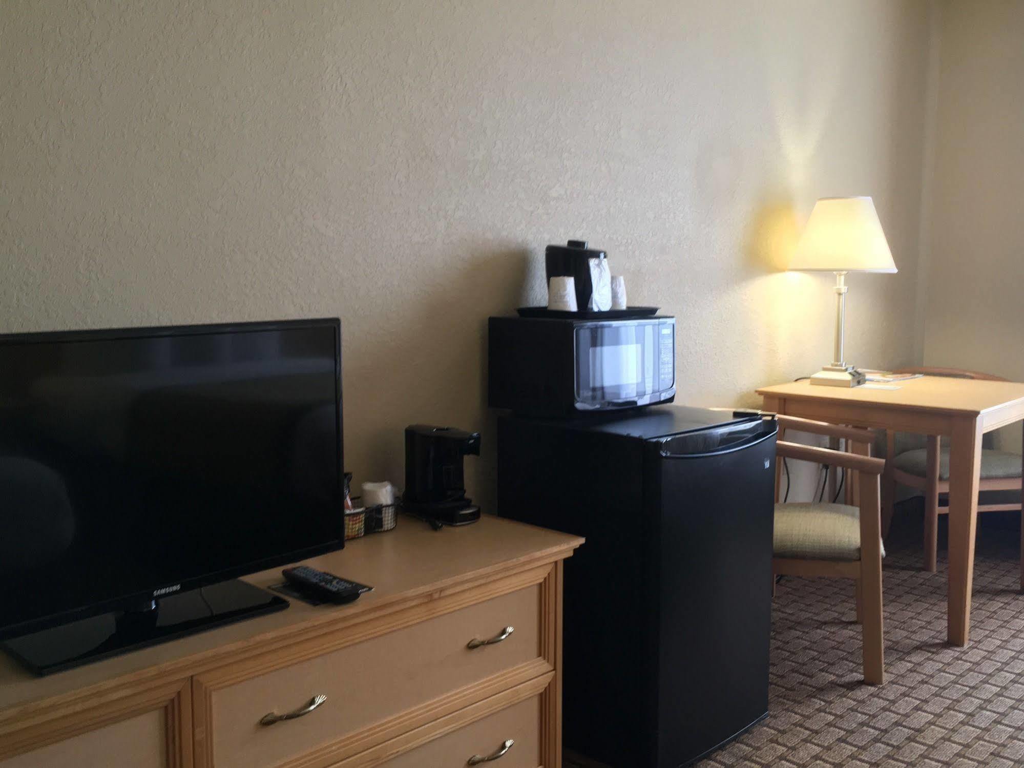 Baymont By Wyndham Fort Myers Airport Eksteriør bilde
