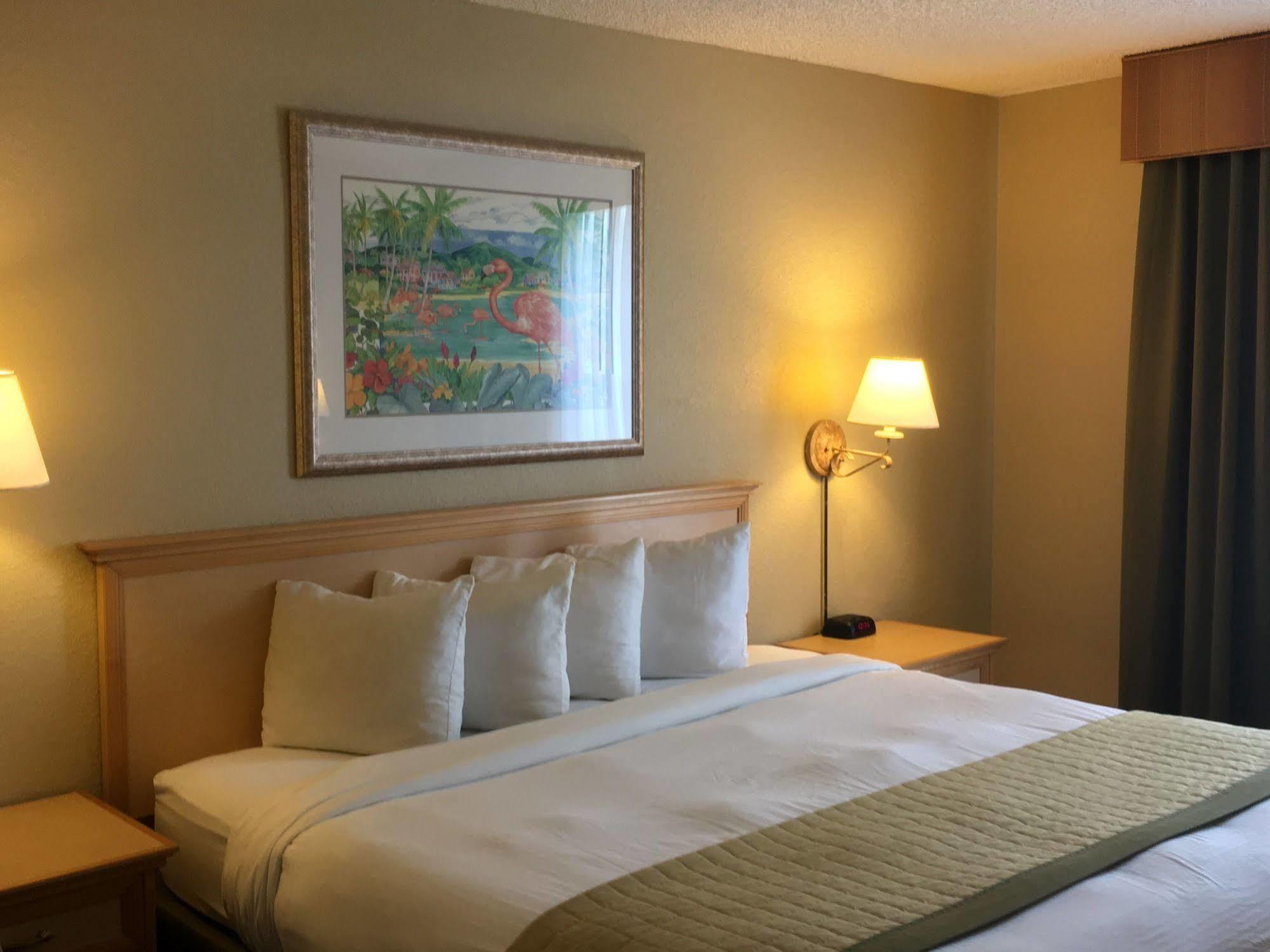 Baymont By Wyndham Fort Myers Airport Eksteriør bilde